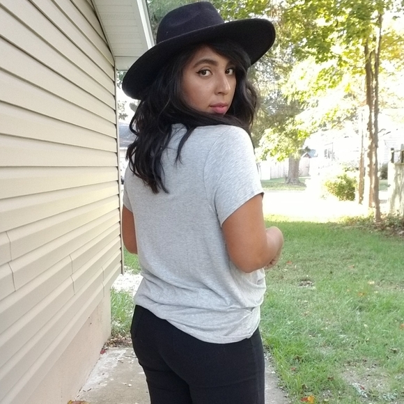 FORGET ME KNOT GRAY TEE SHIRT TOP - Picture 8 of 15